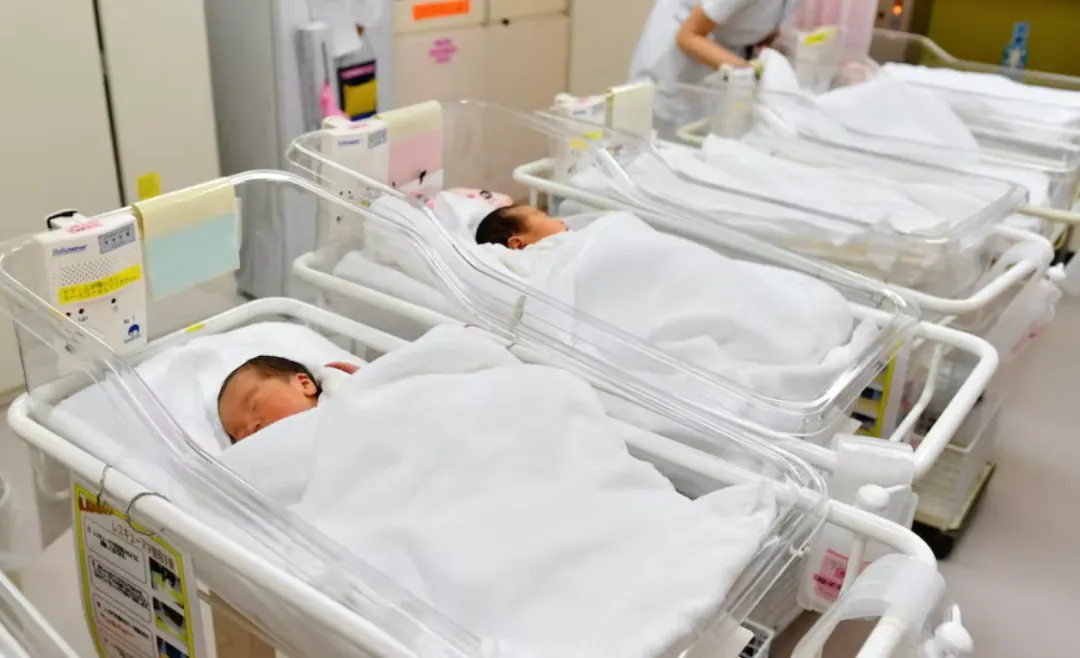 日本女性“生育调查”结果惊人！愿意生孩子的不到一半…… | 黑料正能量