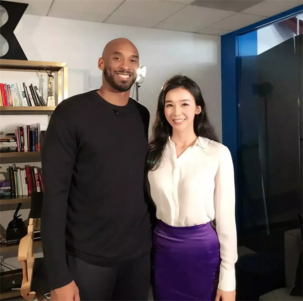 张曼源看书视频是怎么回事(竟还有人卖张曼源的视频)