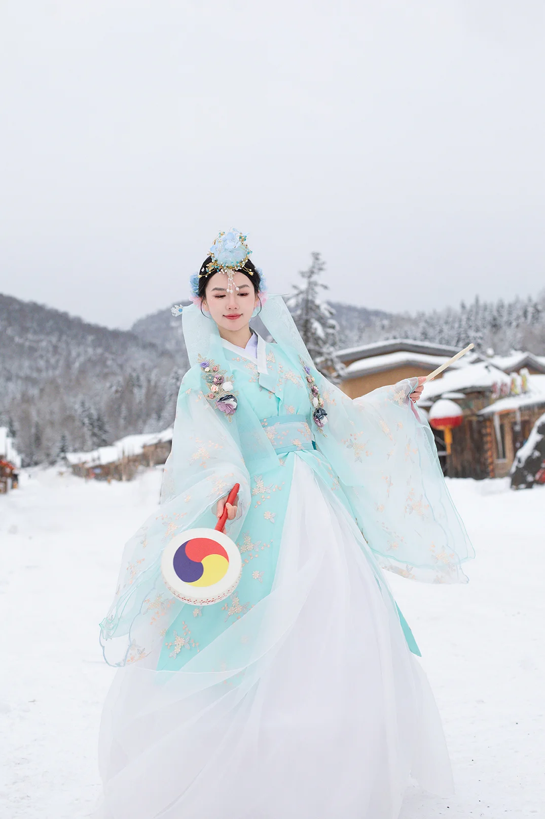 哈尔滨雪乡旅拍韩服写真