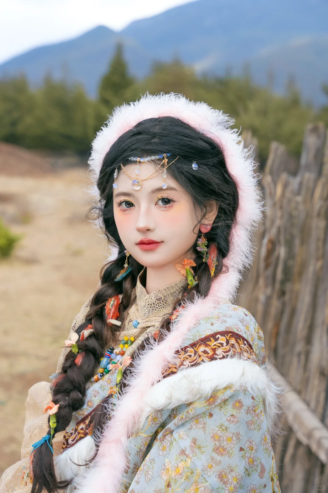 来丽江的雪山?️下做一天牧羊女呀！藏服写真