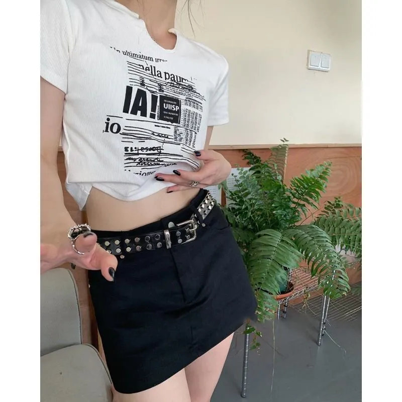 Crop Top Alert!  夏 纯欲风短款T恤来袭！