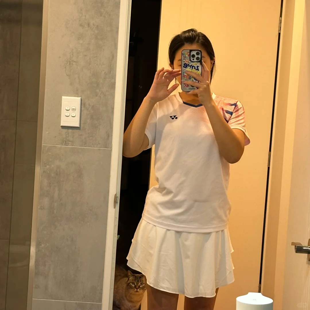 羽毛球OOTD｜?黑丝白丝不如尤尼克斯