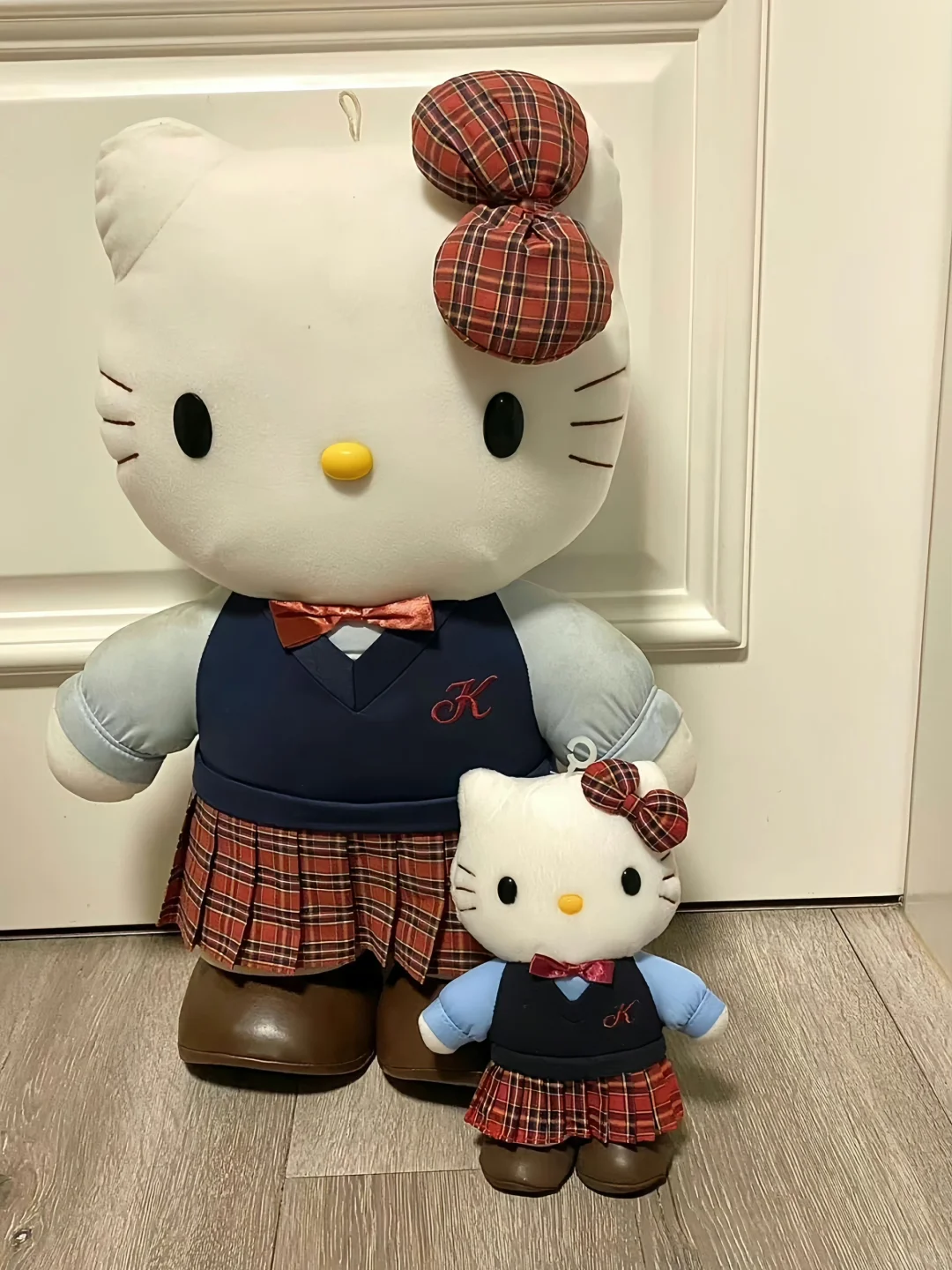 hellokitty手机壁纸分享?