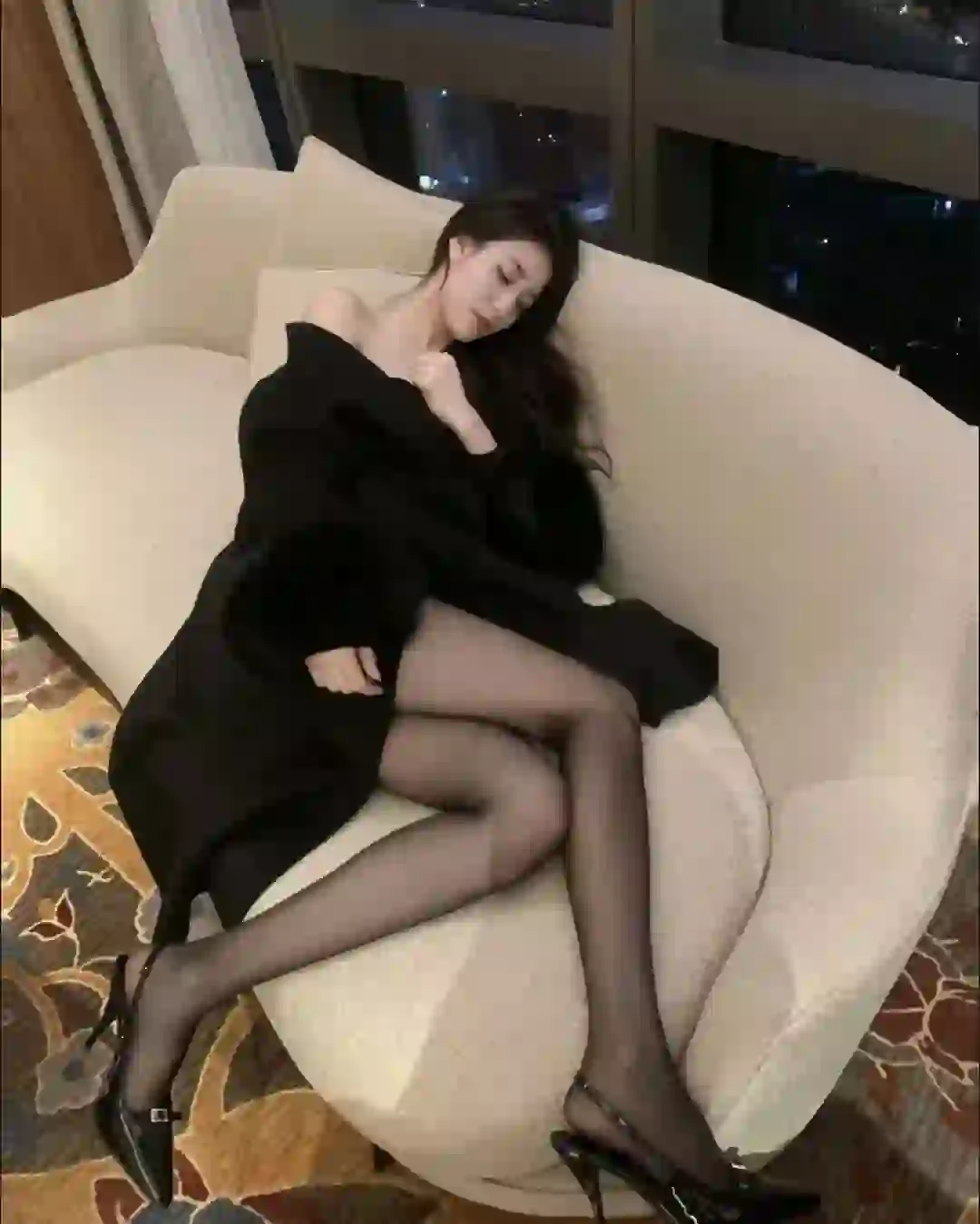 黑丝美腿