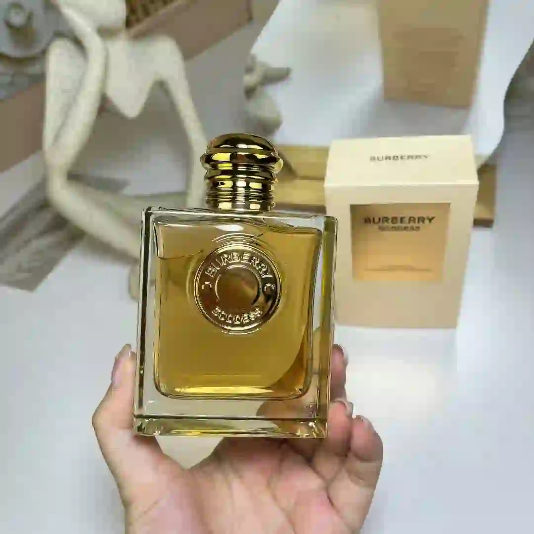 Burberry 博柏利巴宝莉2023新品