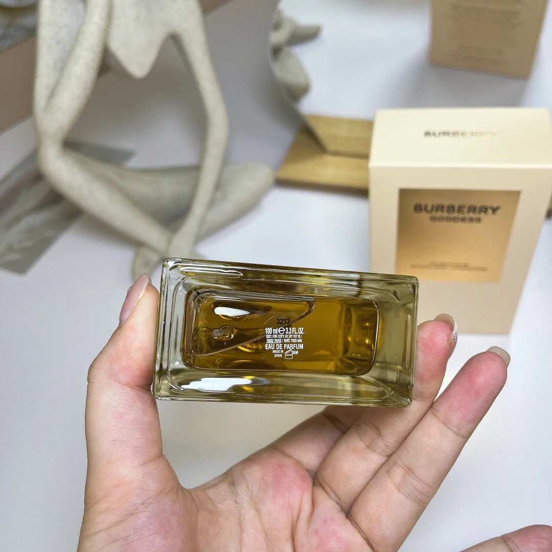 Burberry 博柏利巴宝莉2023新品