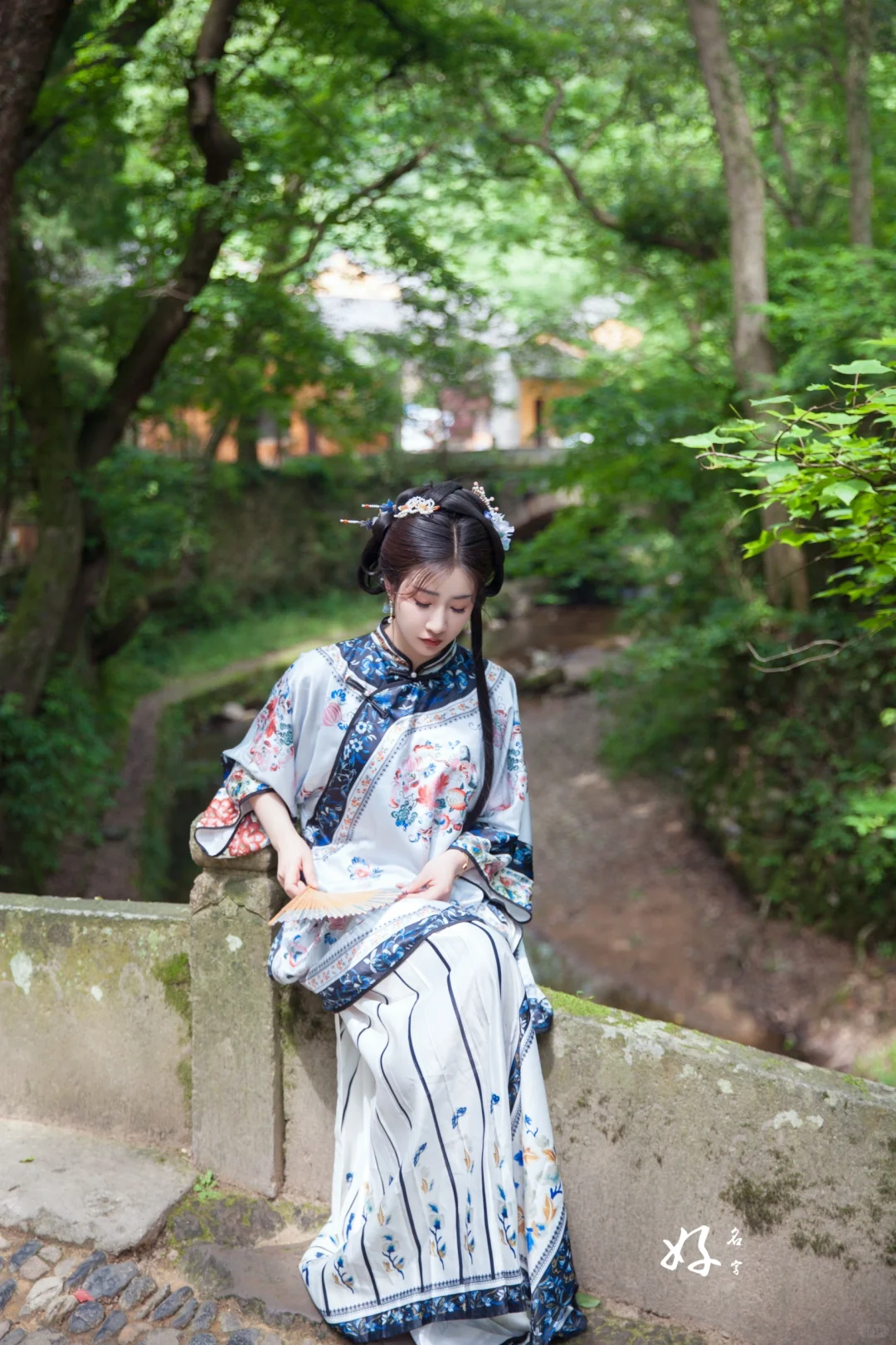 清汉女之国清寺