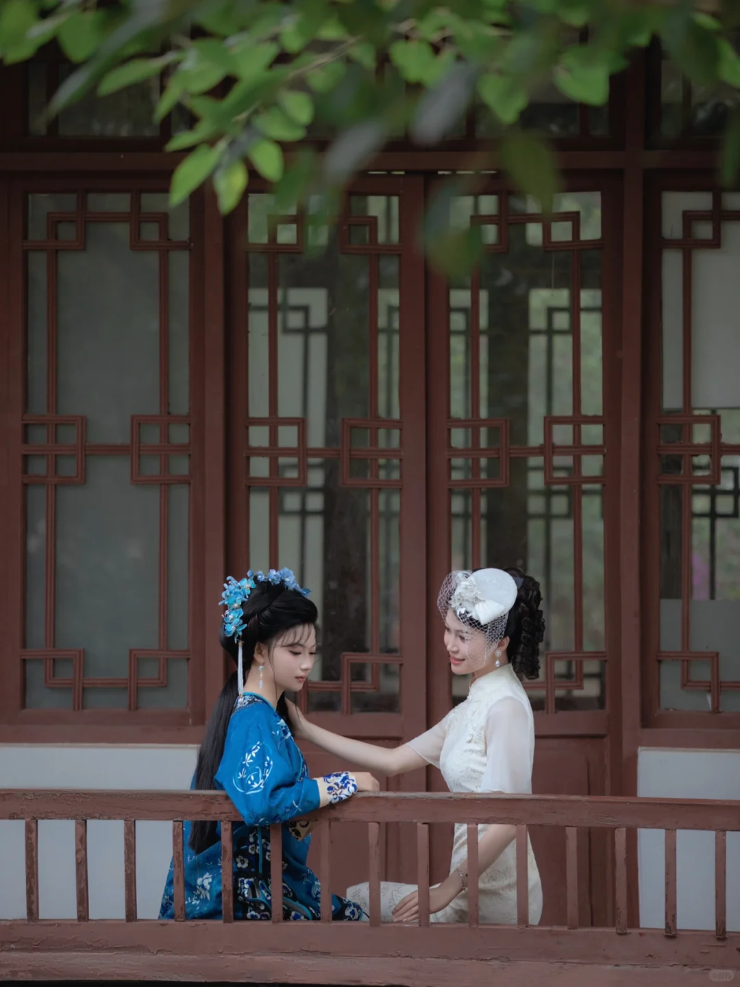 双生花宿命，清汉女和留洋大小姐｜闺蜜写真