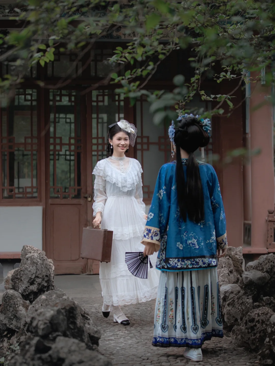 双生花宿命，清汉女和留洋大小姐｜闺蜜写真