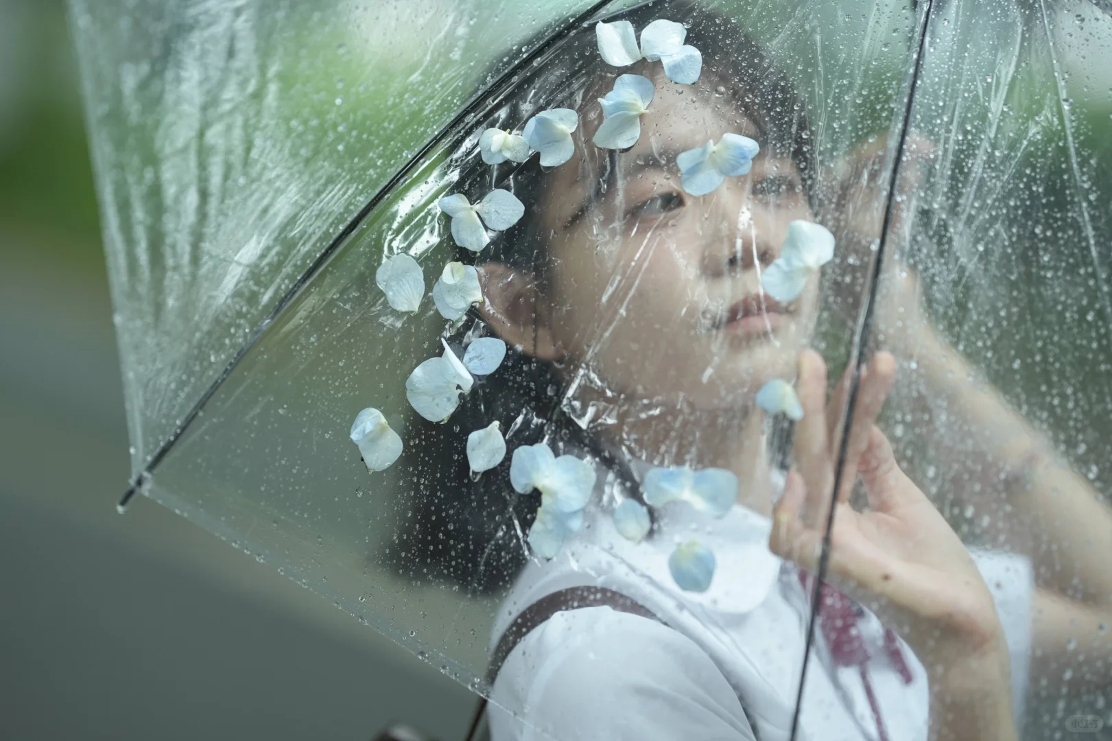 深圳约拍 | 雨天清冷感写真