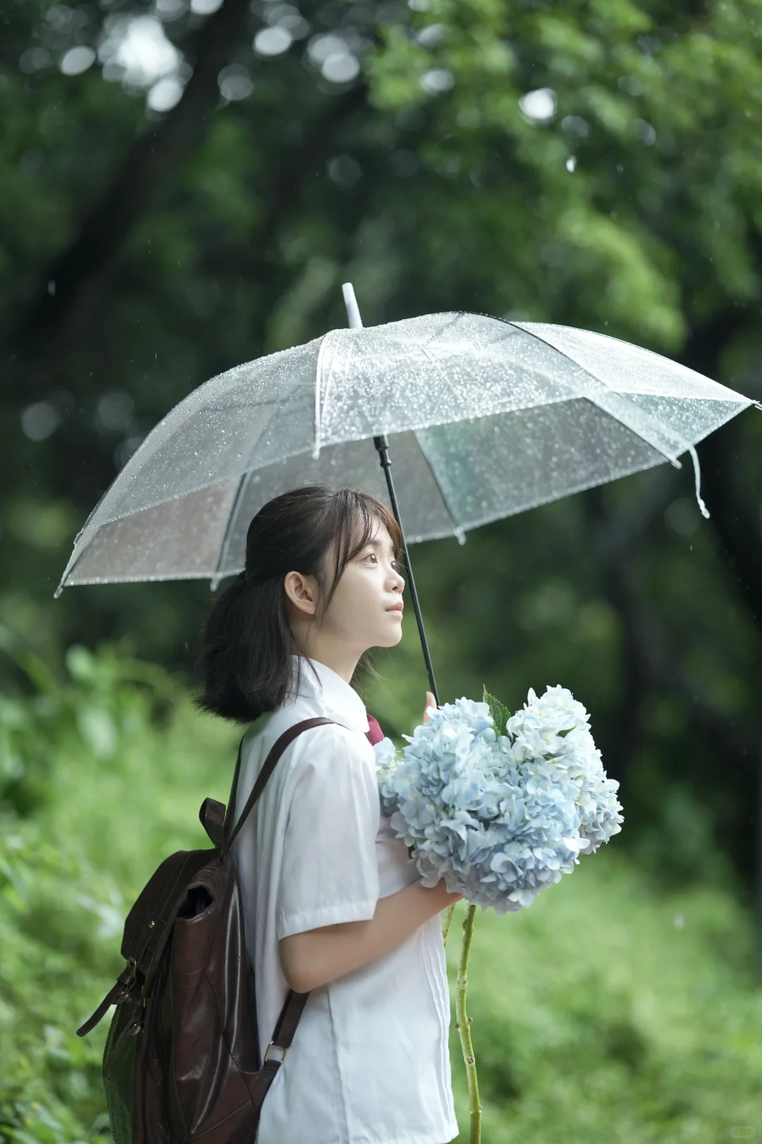 深圳约拍 | 雨天清冷感写真