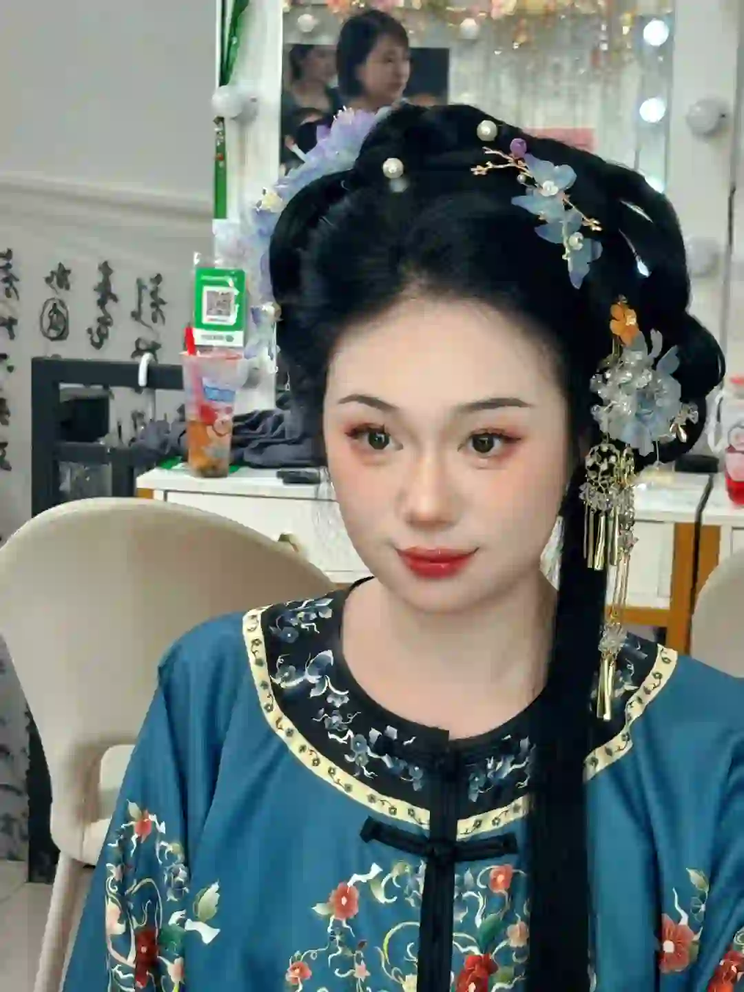 开封清汉女妆造也太出片啦