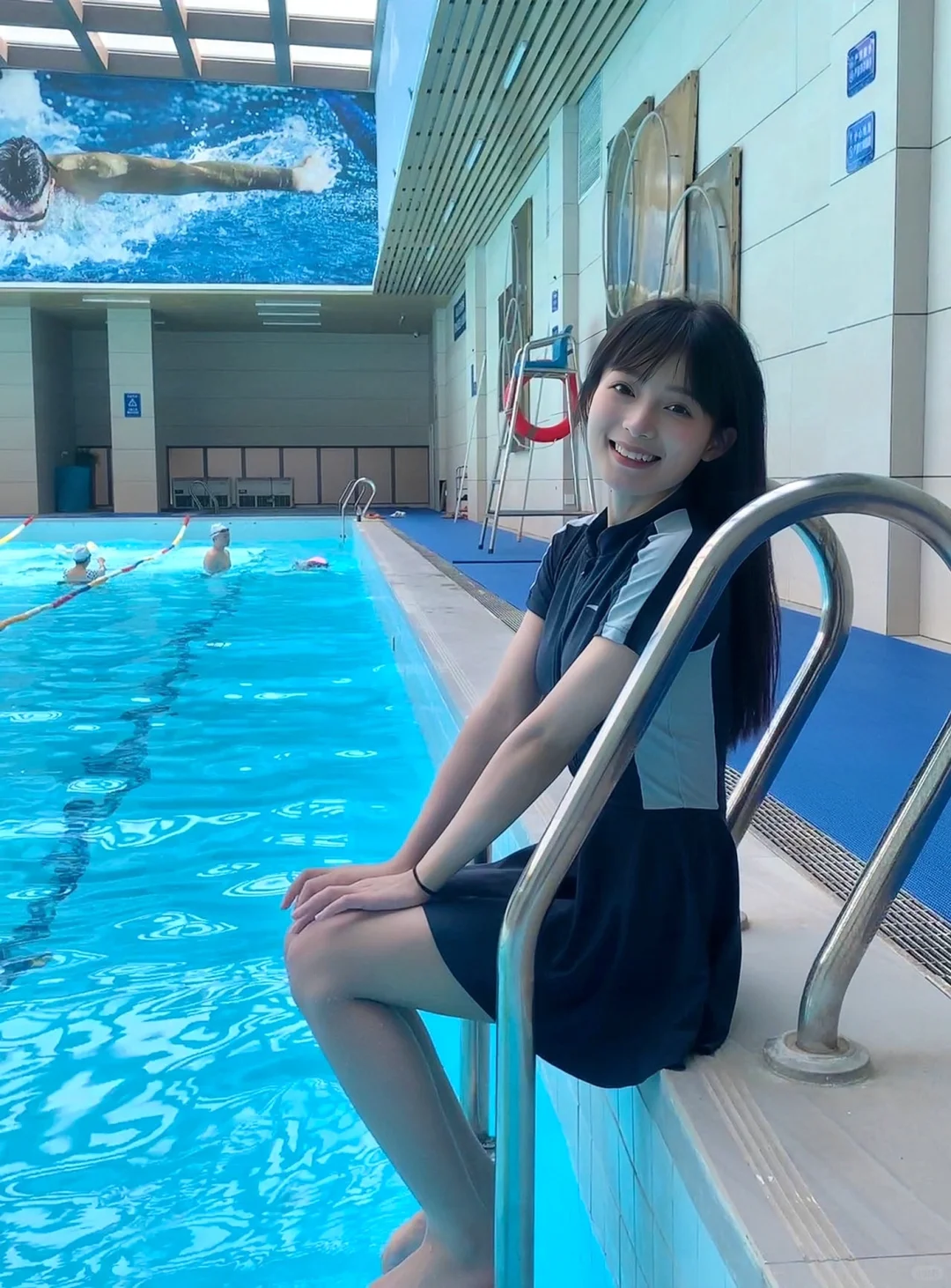 女大学生的保守泳衣！游泳课穿搭🏊