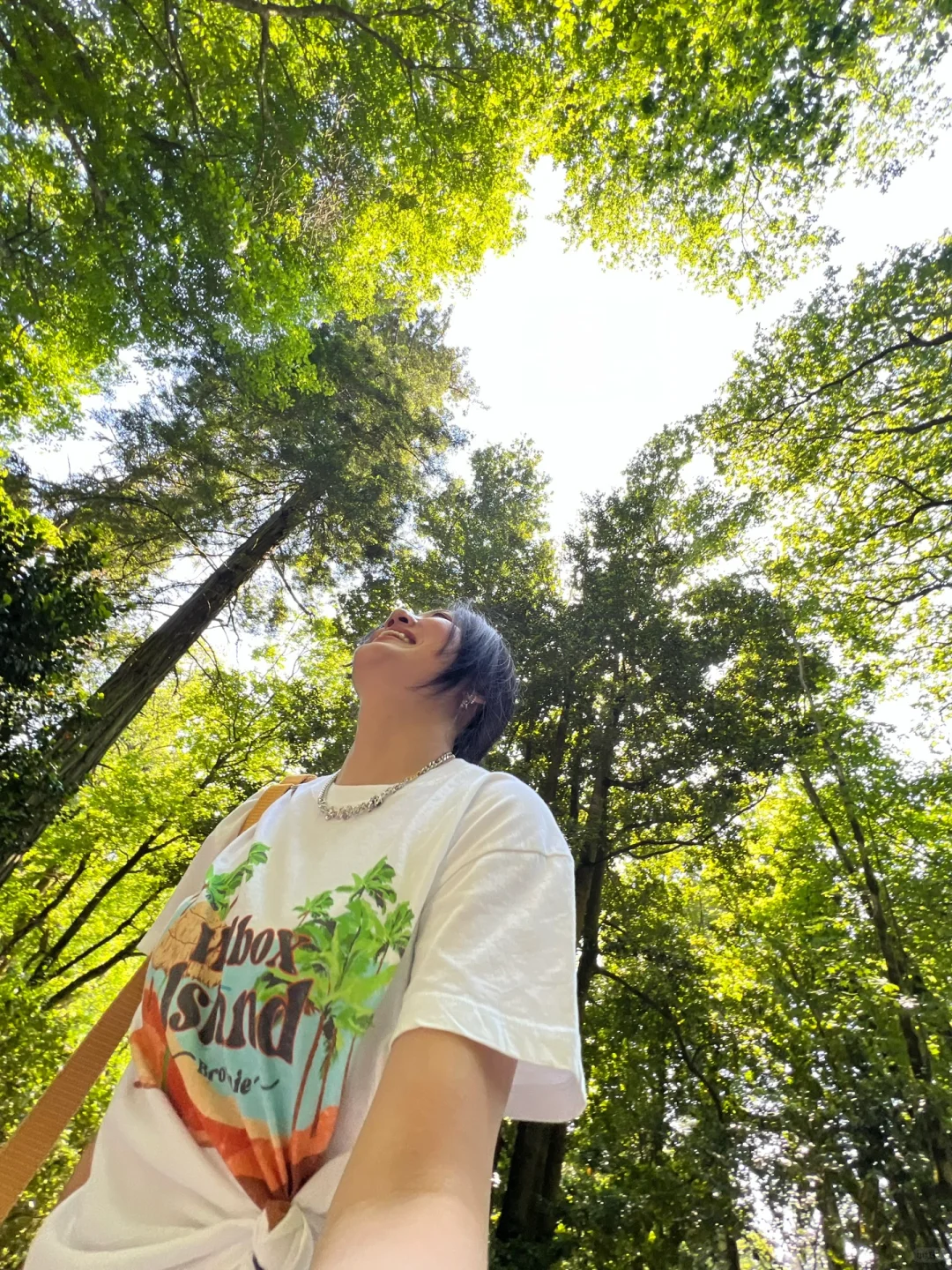 植物是一整个夏天的穿搭灵感