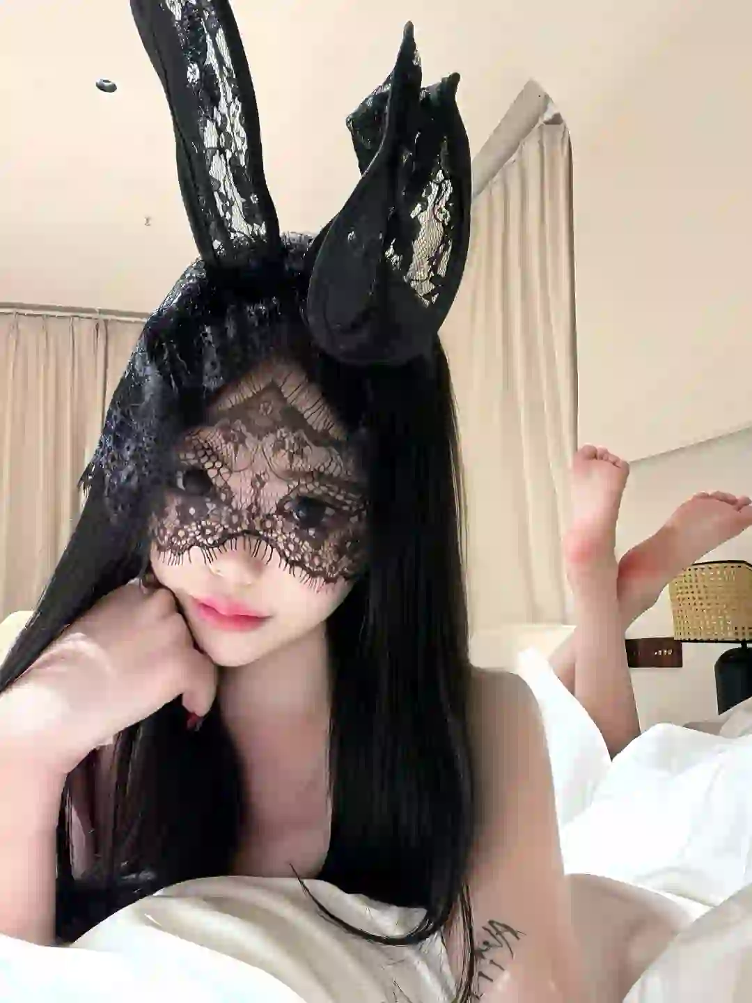 蕾丝兔兔🐰