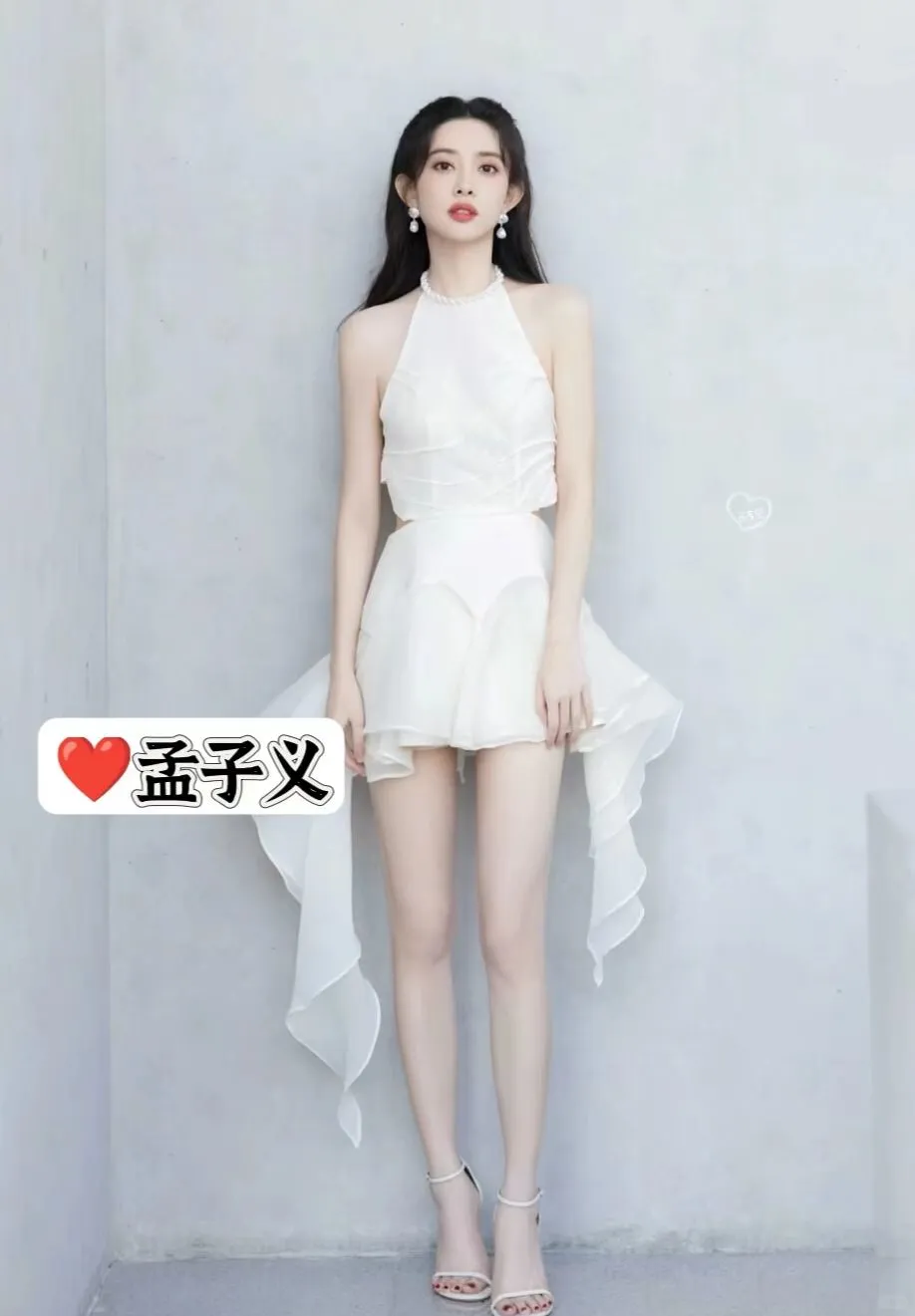 1.0女明星大长腿，你喜欢谁的呢？