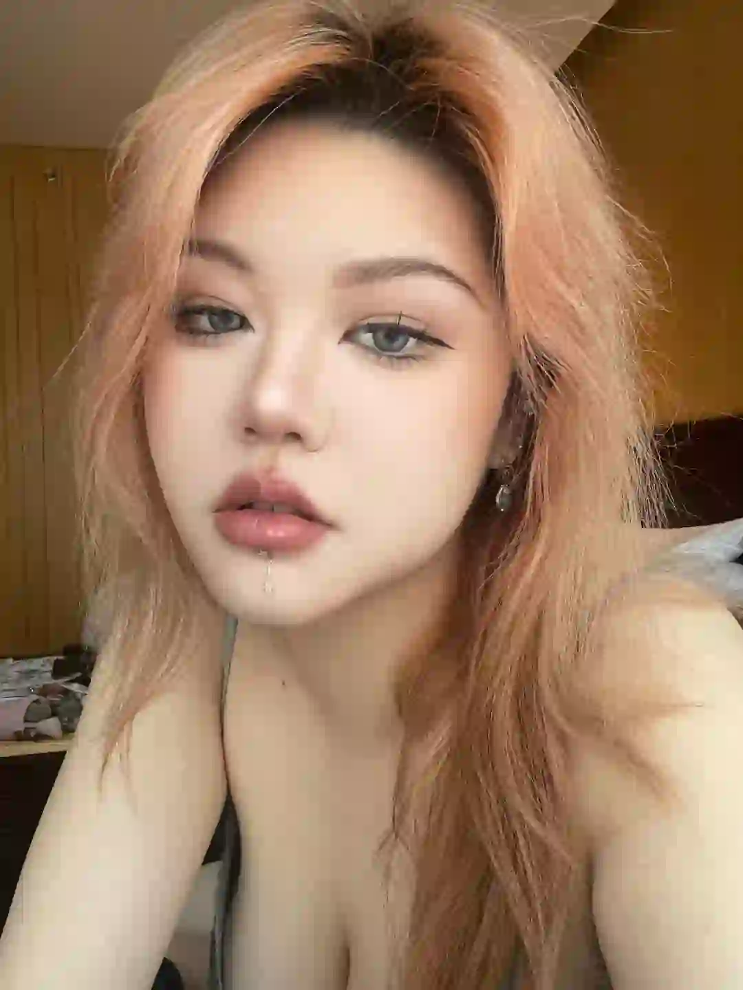 Hi 我是女的