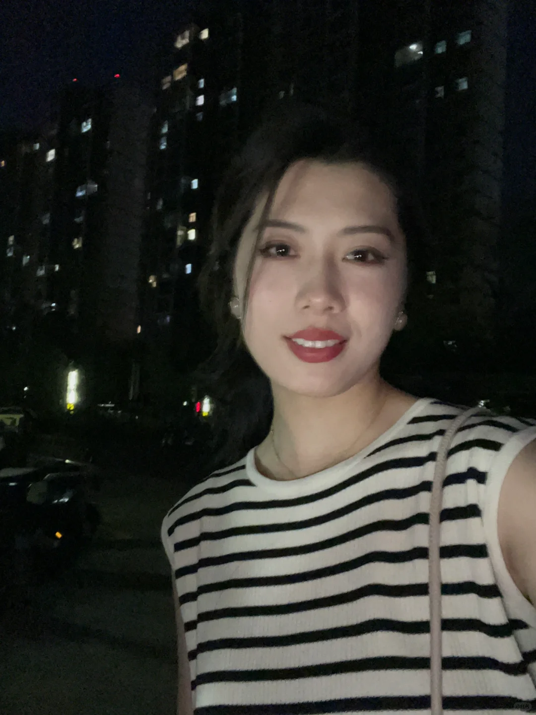 悟了！冬季型美女，就是成熟又中性的感觉！