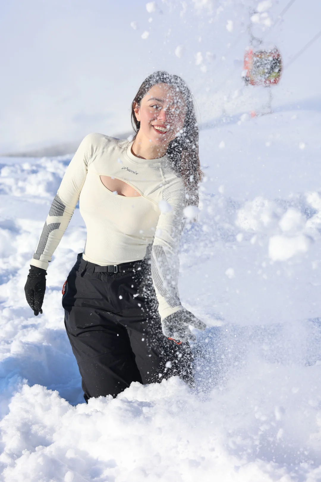 滑雪=多巴胺+内啡肽?运动的高能量女孩