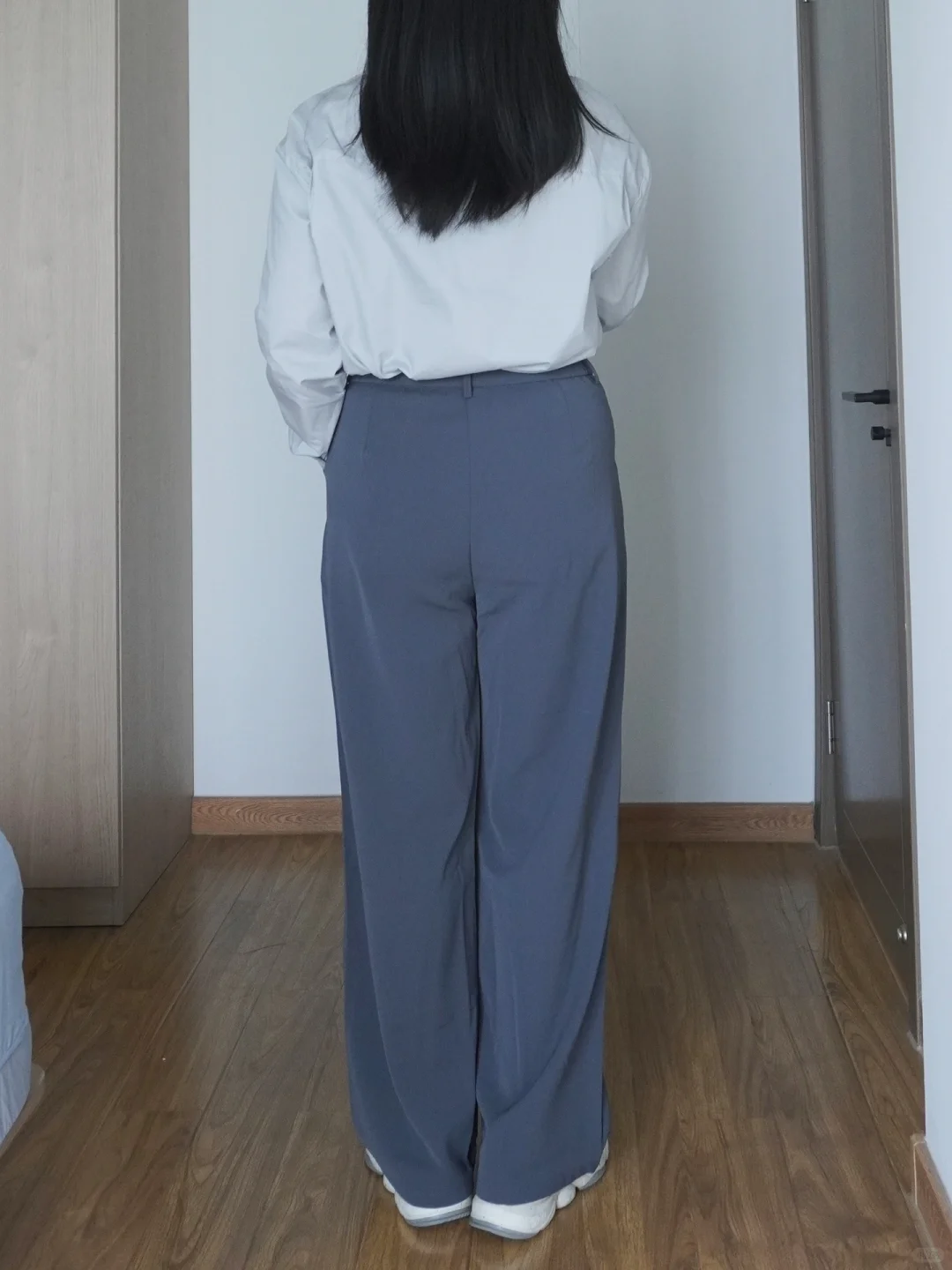 168cm/140斤 春日通勤?微胖显瘦衬衫LOOK