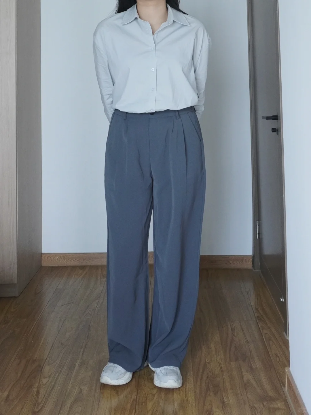 168cm/140斤 春日通勤?微胖显瘦衬衫LOOK