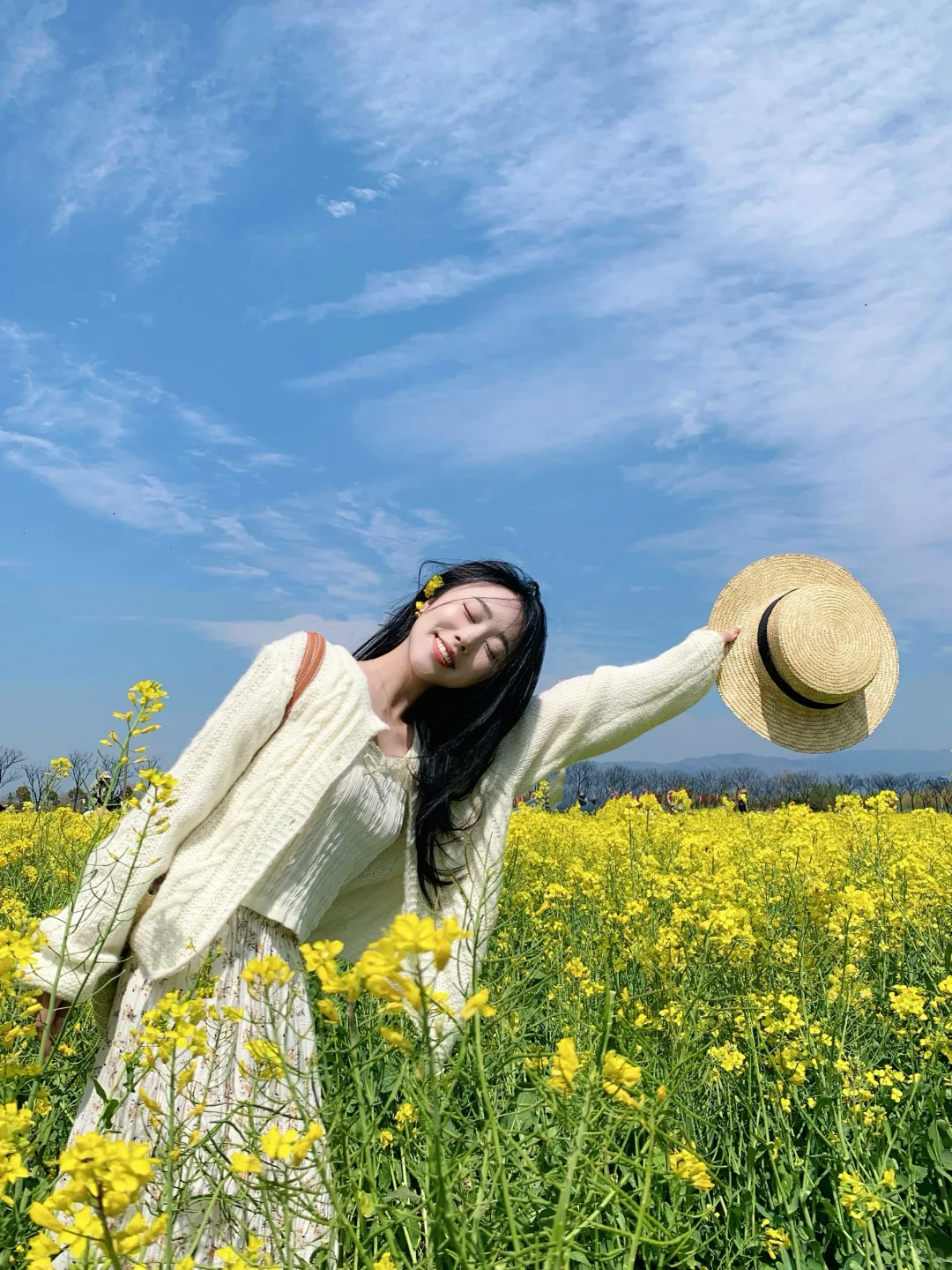 油菜花田这样拍也很好看哟