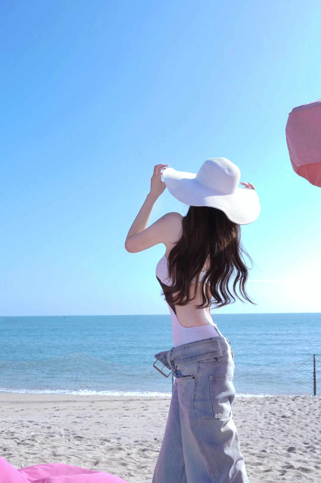 Beach, sea breeze, the sun?