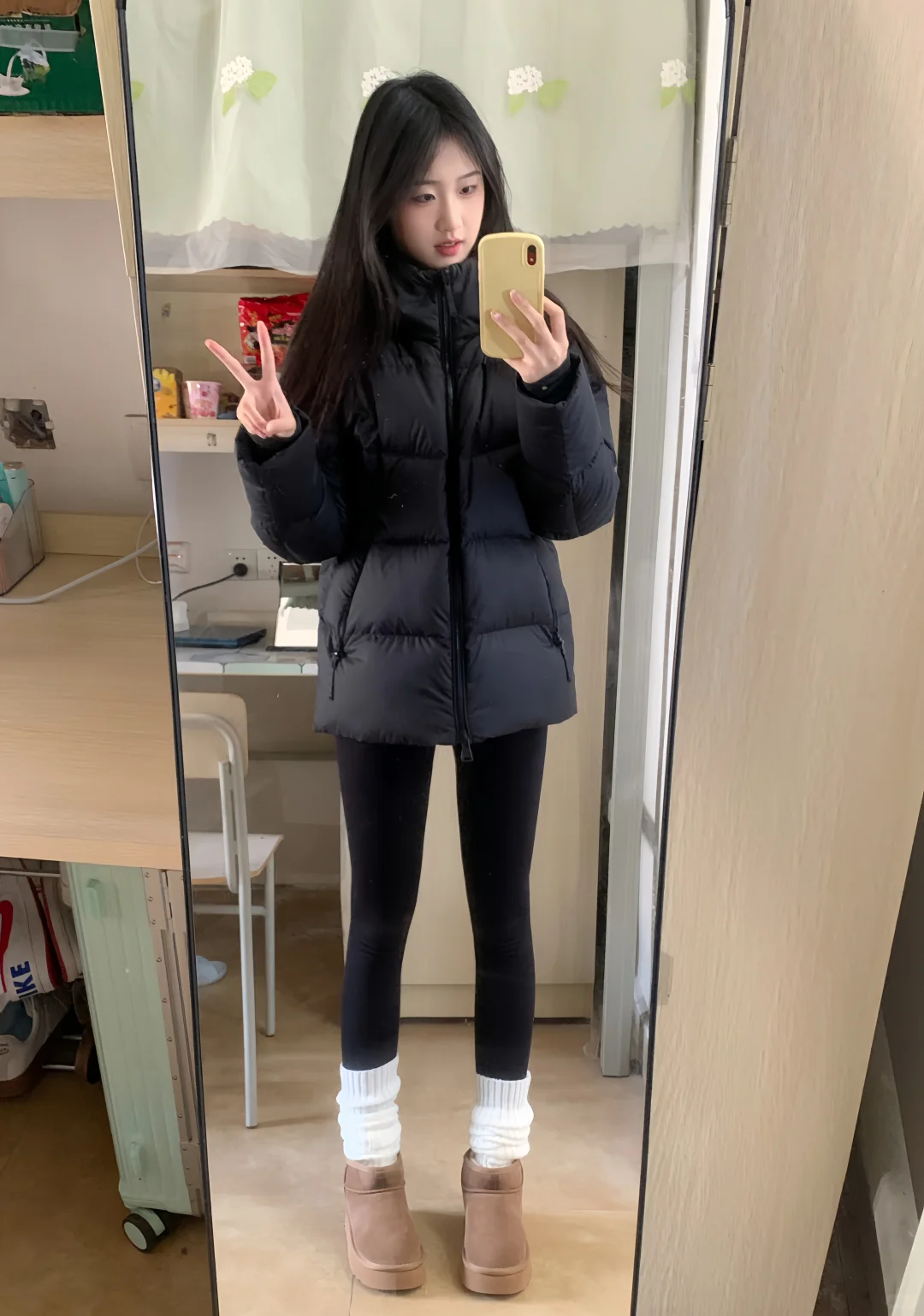 05女大｜all black