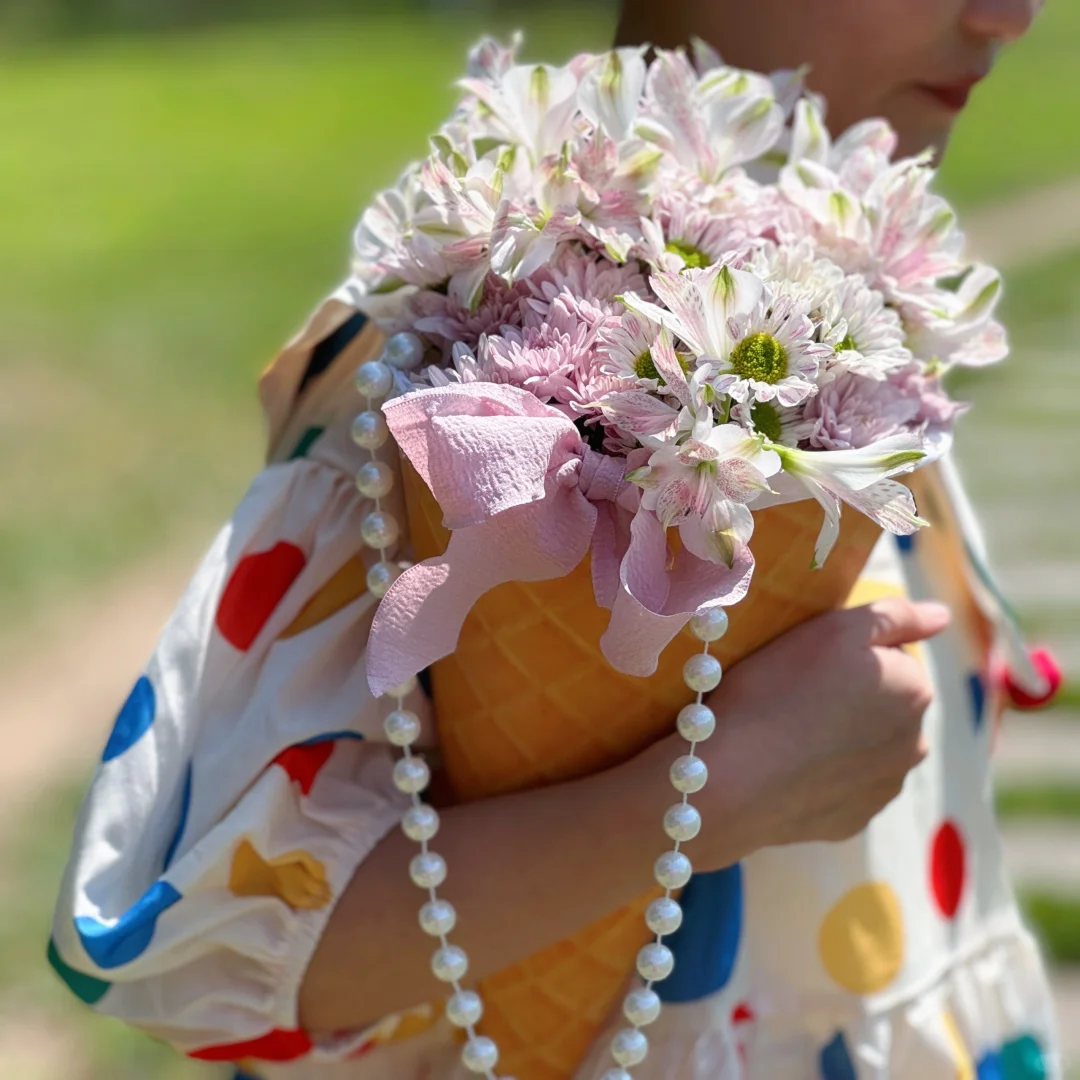 拜托 女孩子哪有不漂亮的啊