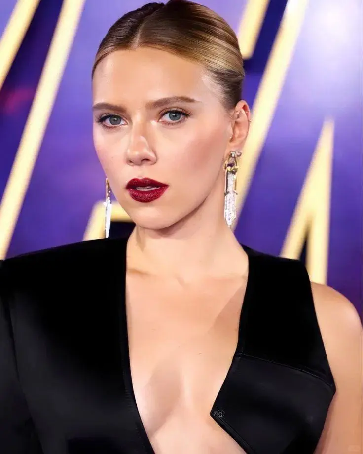 斯嘉丽·约翰逊（Scarlett Johansson）