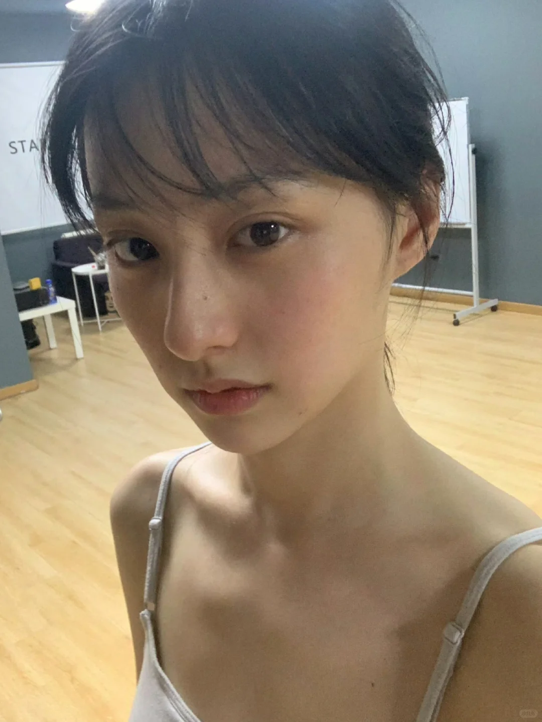 新生代小花里我认为她是真正的美女