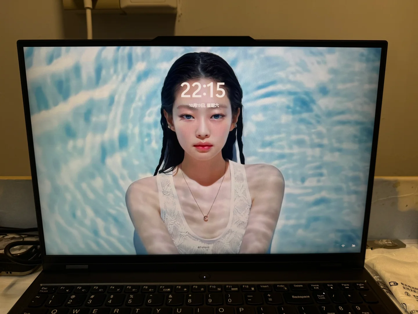 Jennie??电脑壁纸