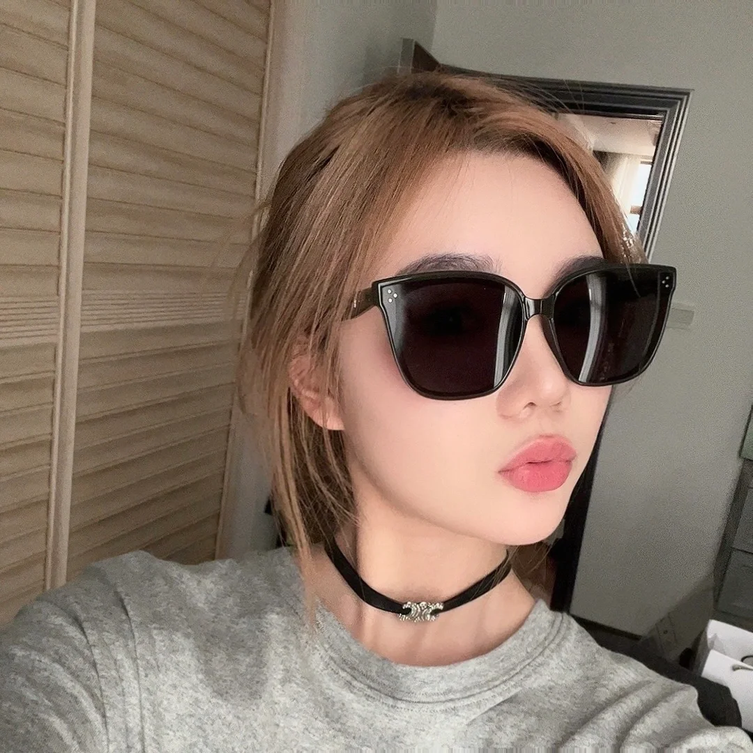 姐妹们方圆脸显脸小墨镜！美哭了