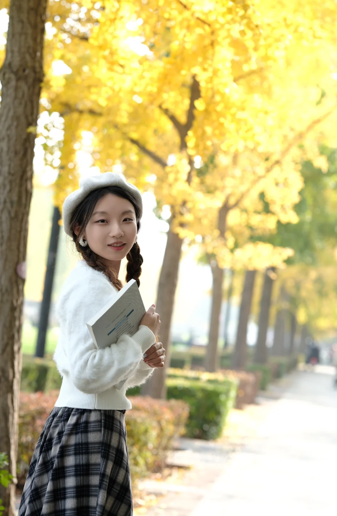 清华大学内秋景🍂｜属于大自然的女孩