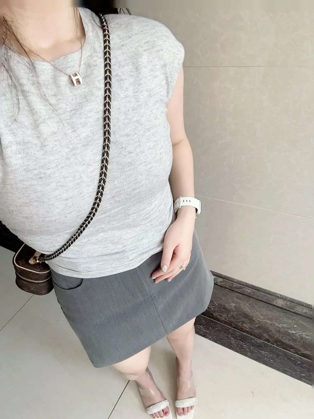 OOTD｜161cm 57kg｜有点肉 但很漂亮～