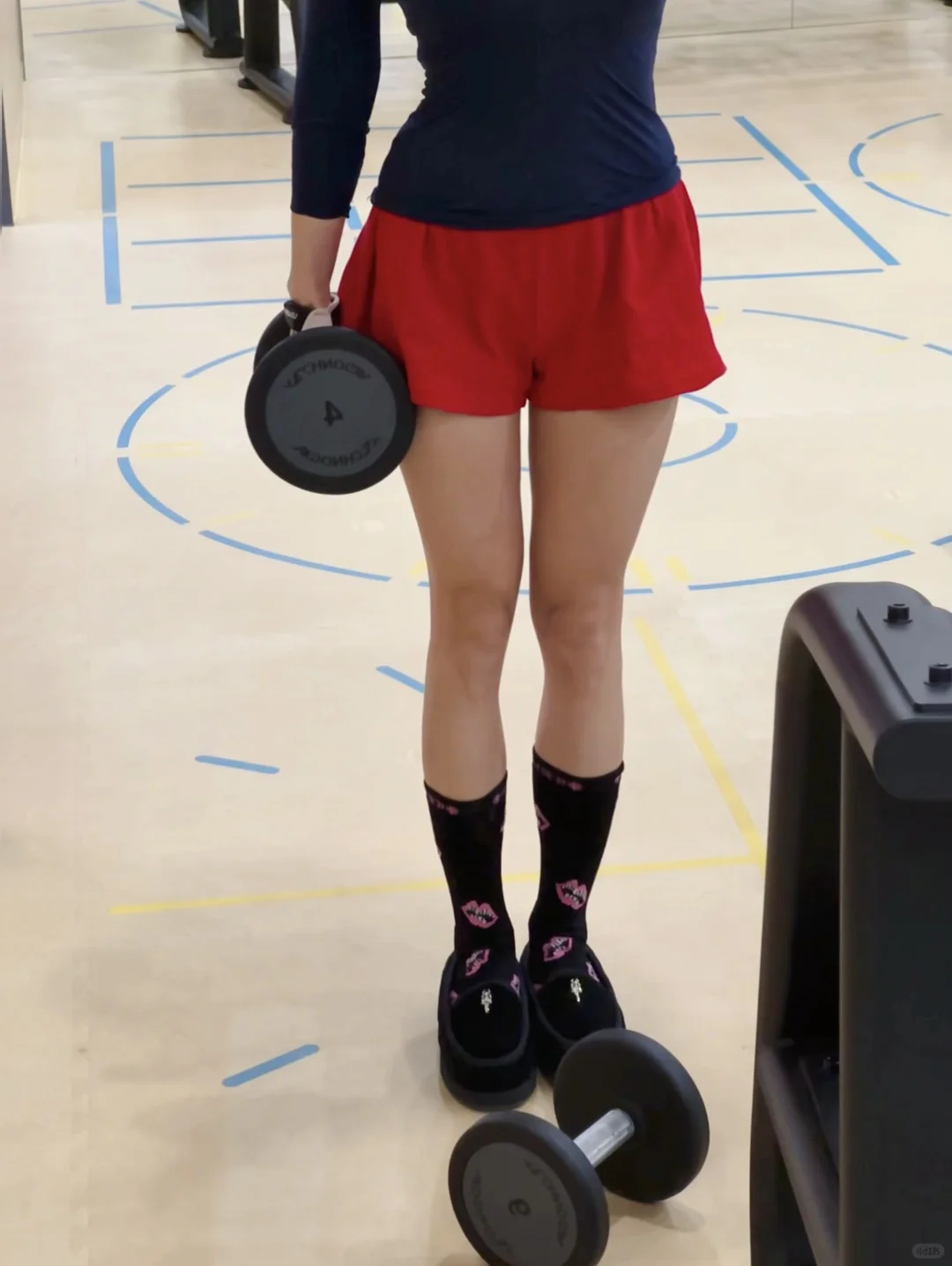 gym look（忘带鞋版?