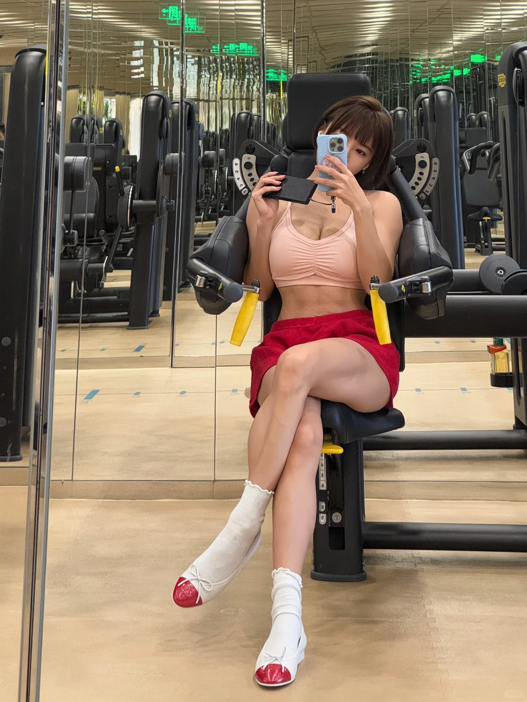 gym look（忘带鞋版?