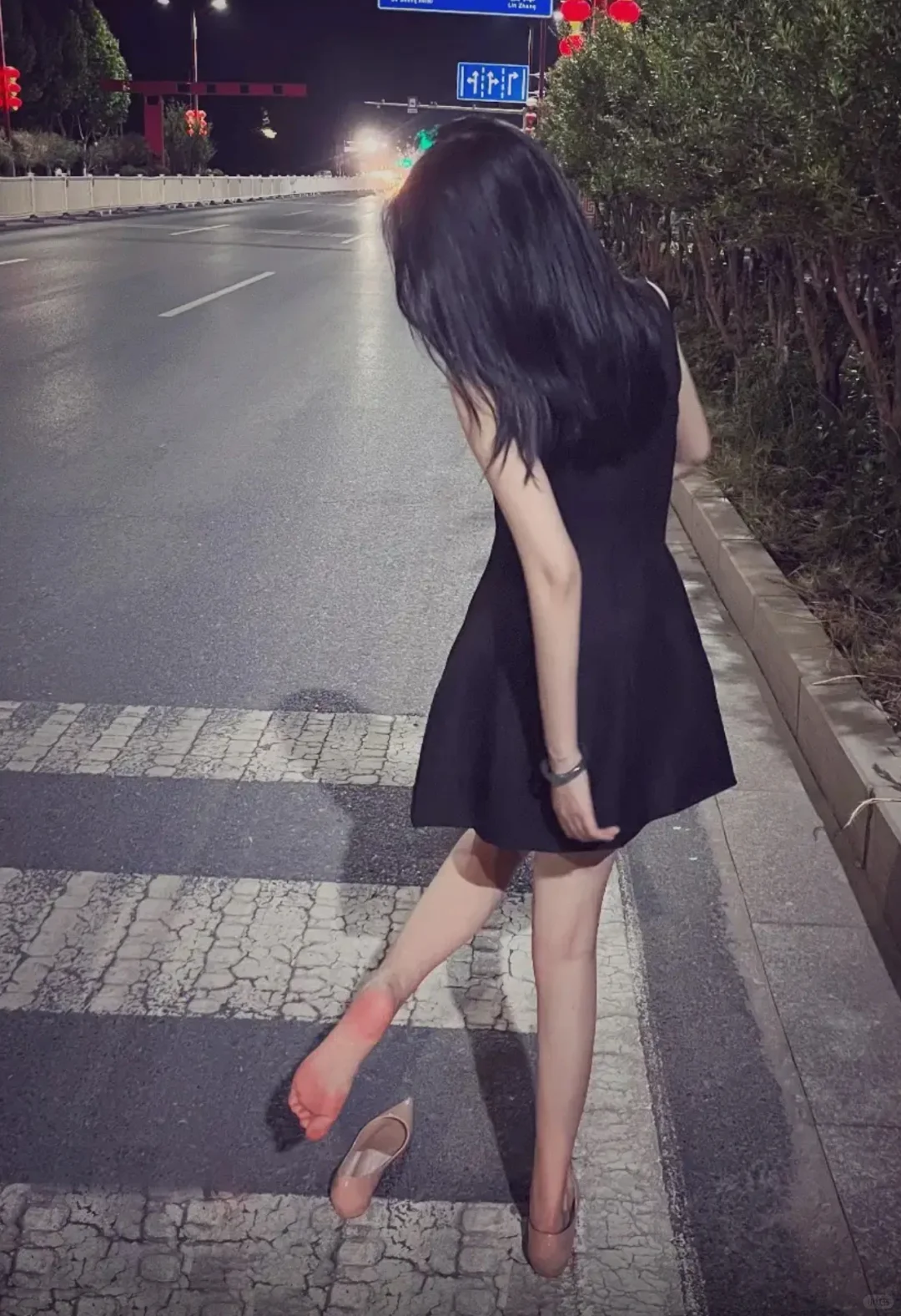 只有女生懂高跟鞋?的痛