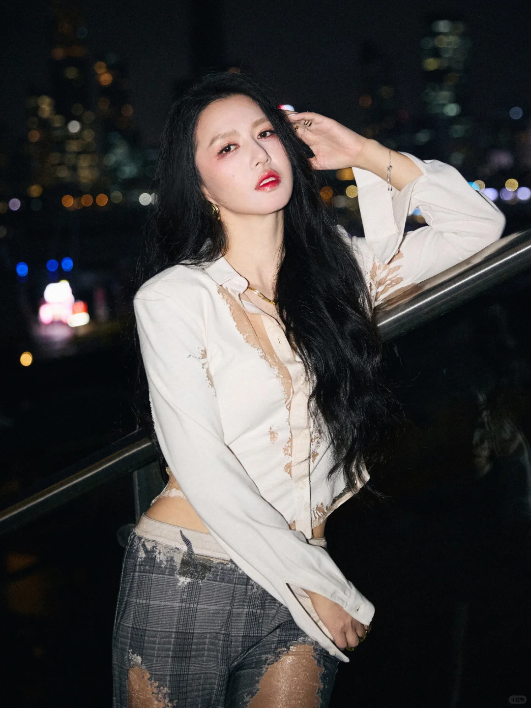 jennie谭维维任敏 身着DIESEL透视镂空系列