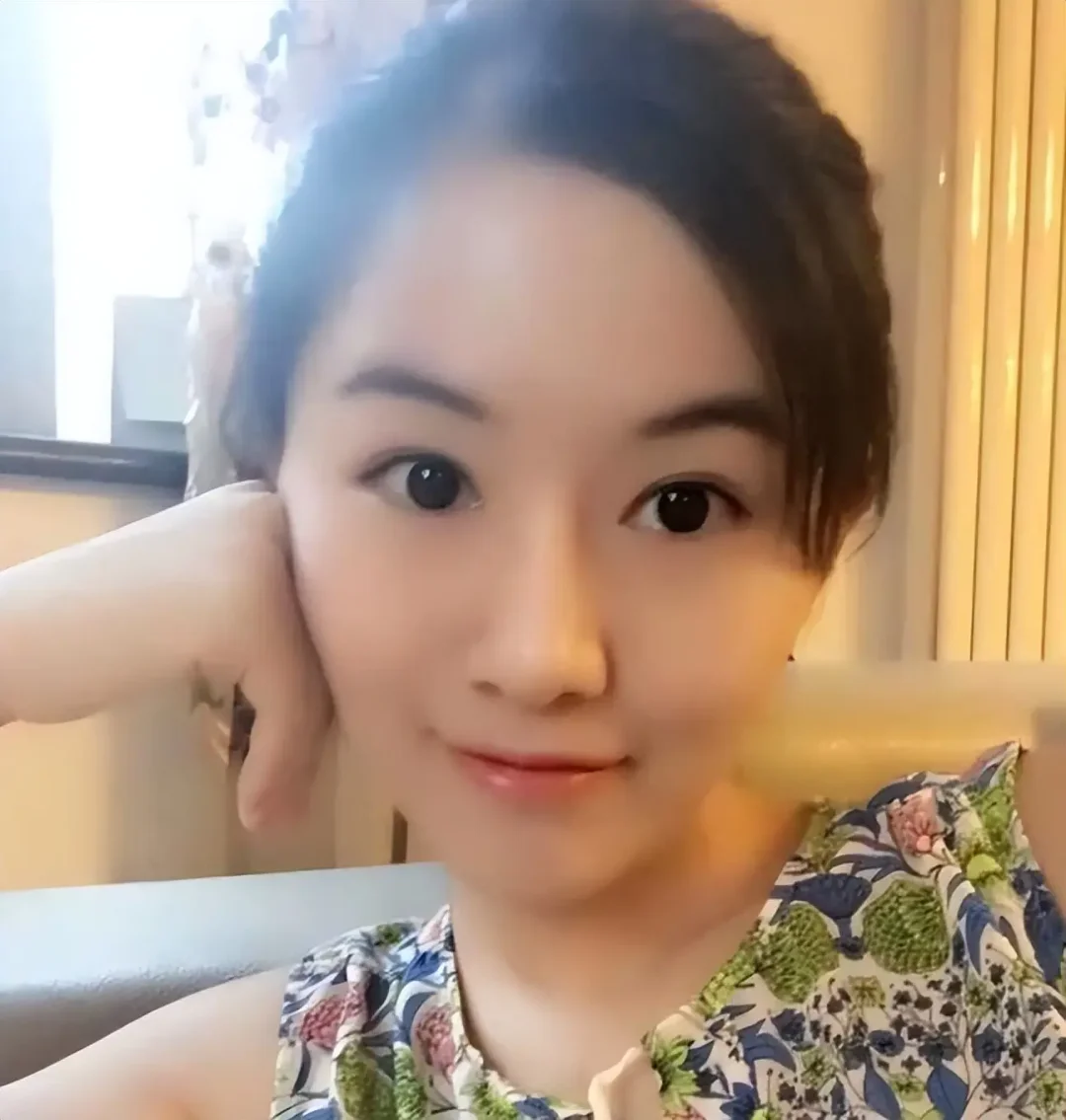 “蛇蝎女”翟欣欣到底有多迷人？