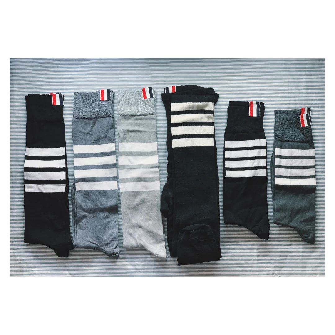 Thom Browne 经典款袜子🧦买的是颜色🫥