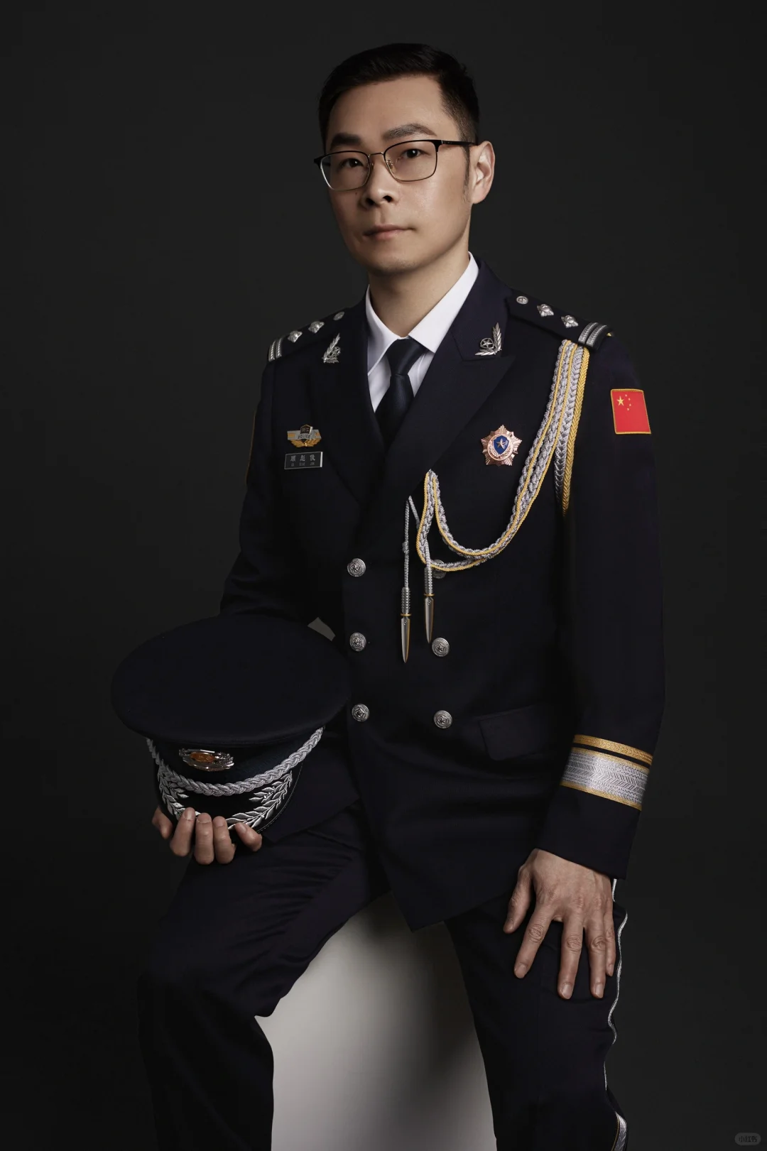 顾警官