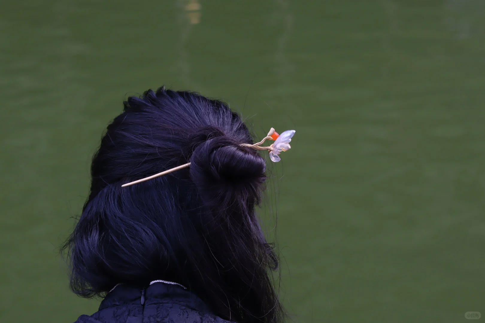 女人一生必须拥有一支别样的发簪——玉兰香