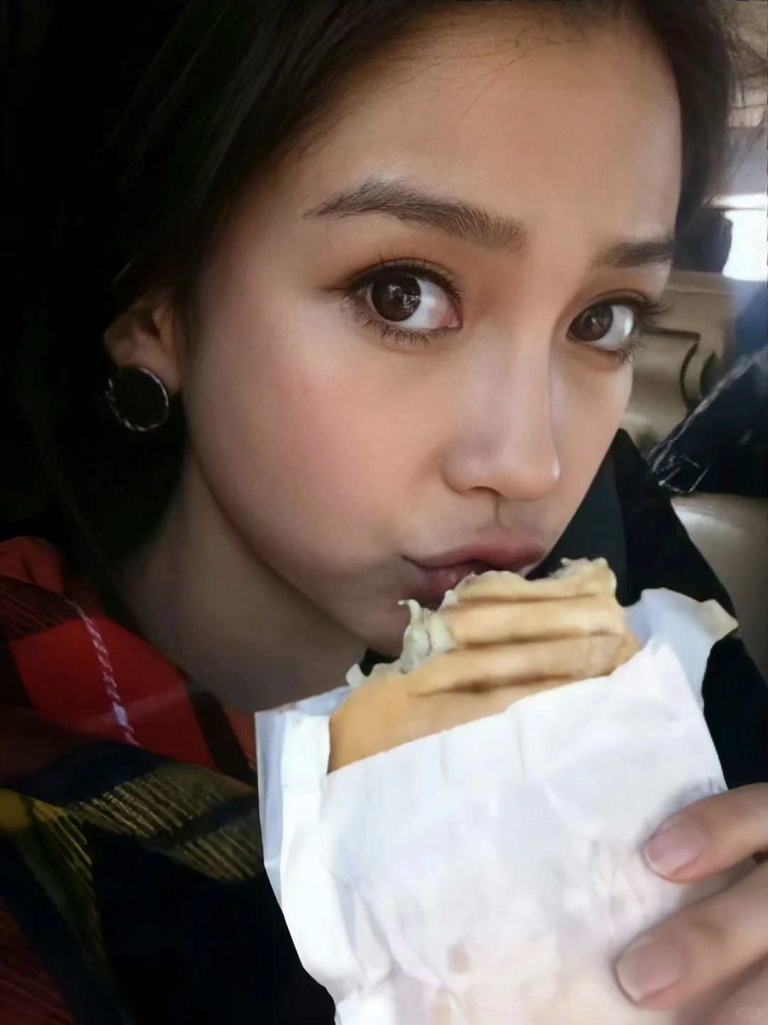 angelababy，谁懂这扑面而来的美貌暴击……