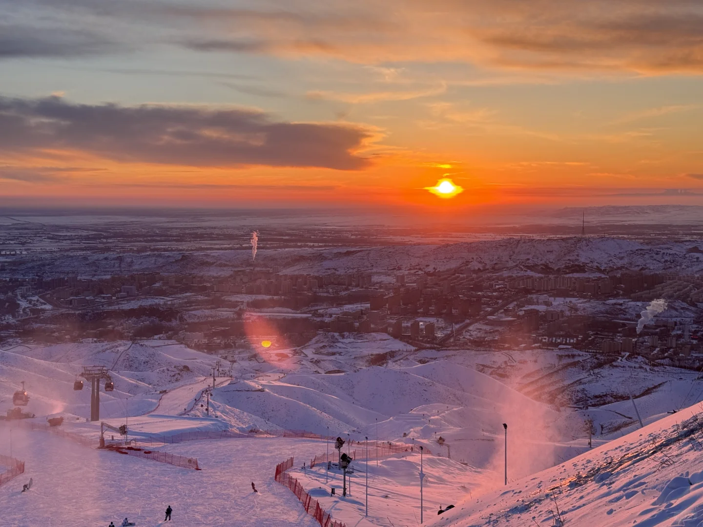 被雪场的夕阳狠狠惊艳了🏂