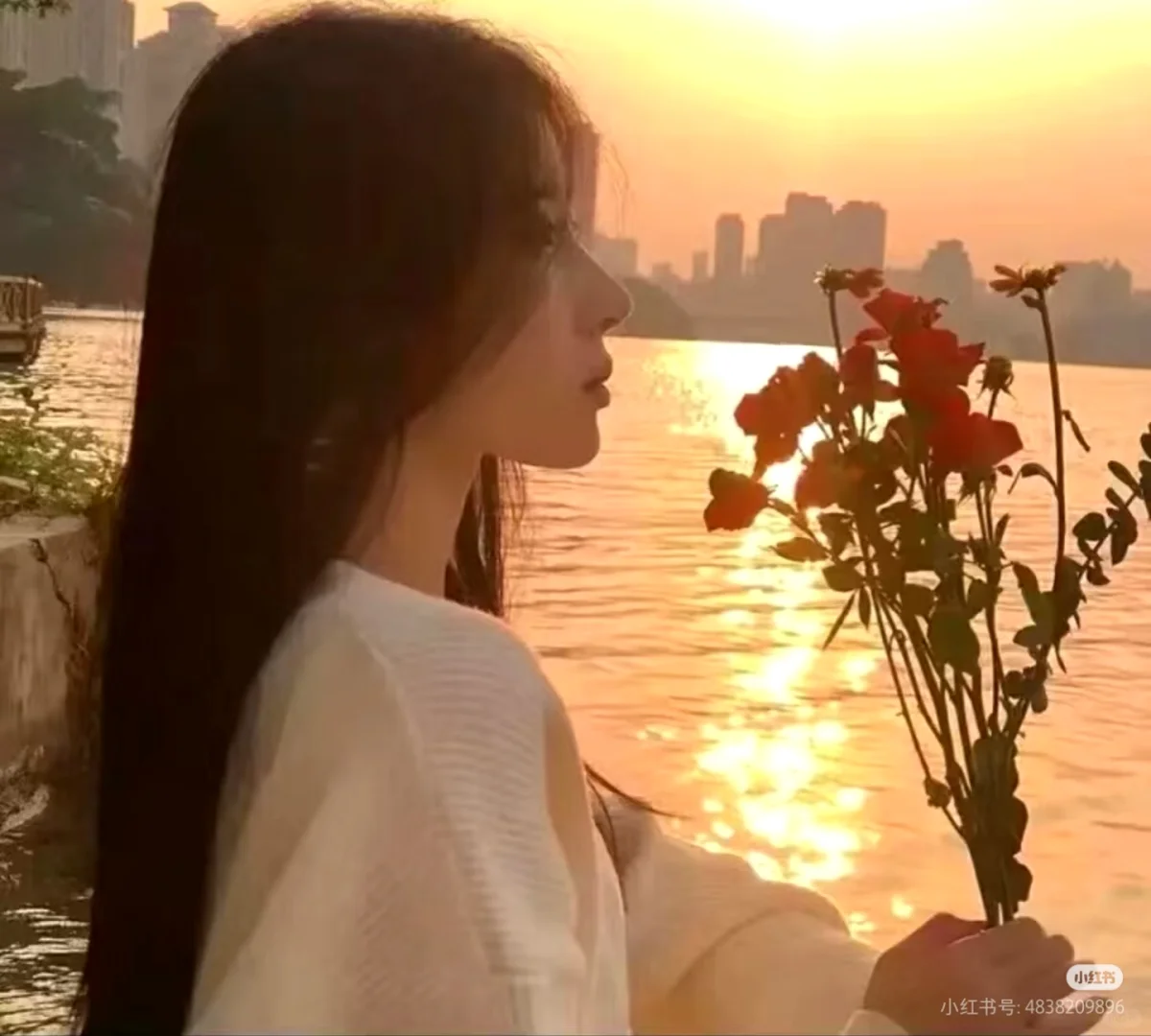 超好看的夕阳女头像