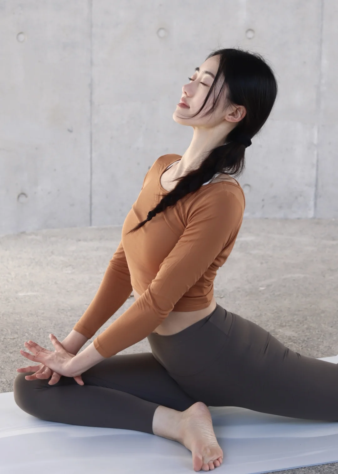 Yoga|没事早点睡，多运动~