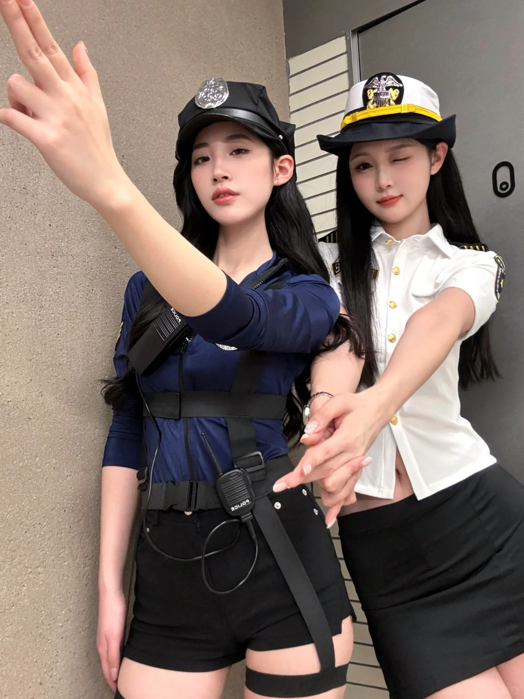 双生女警花