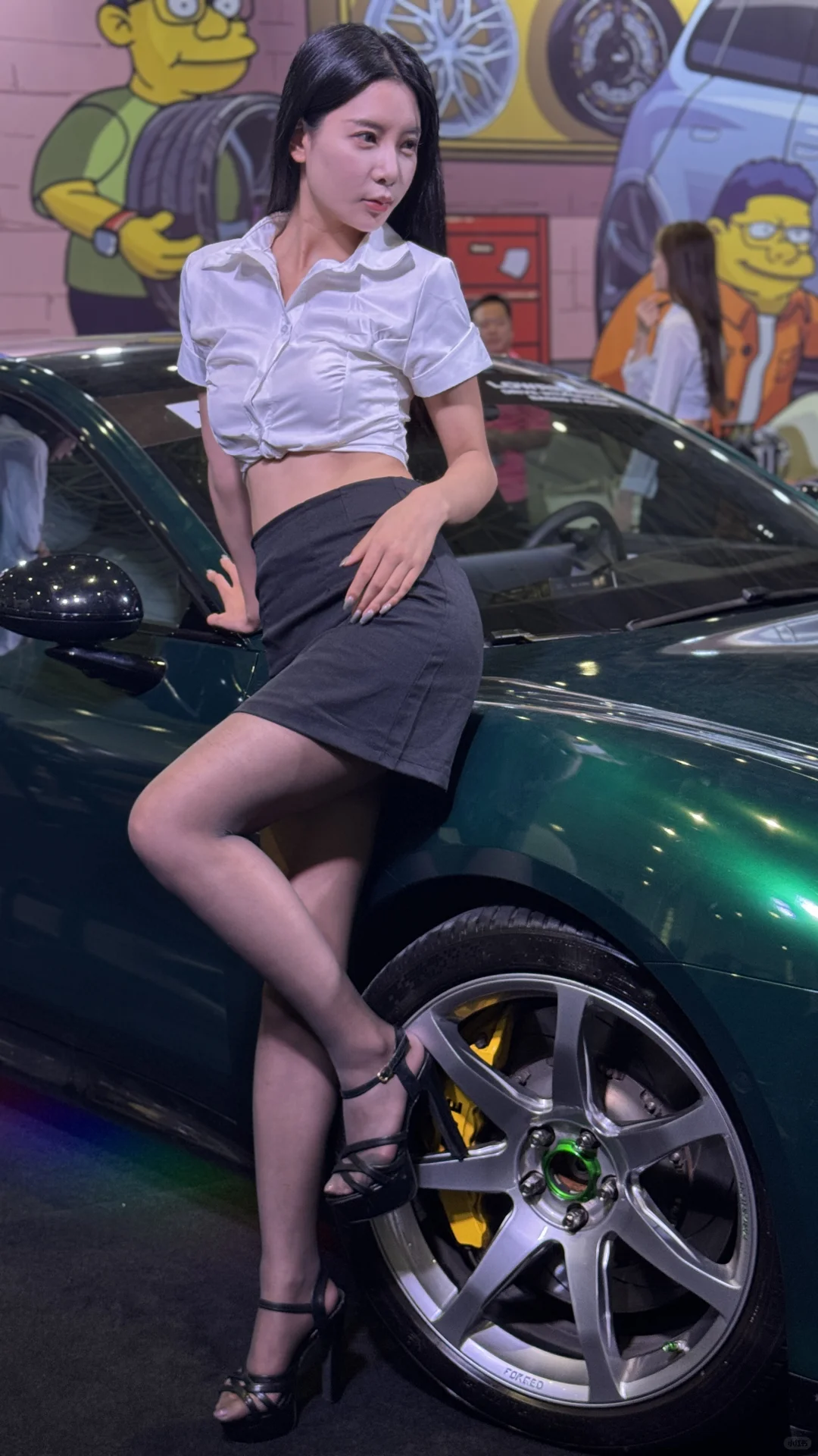 美女与跑车