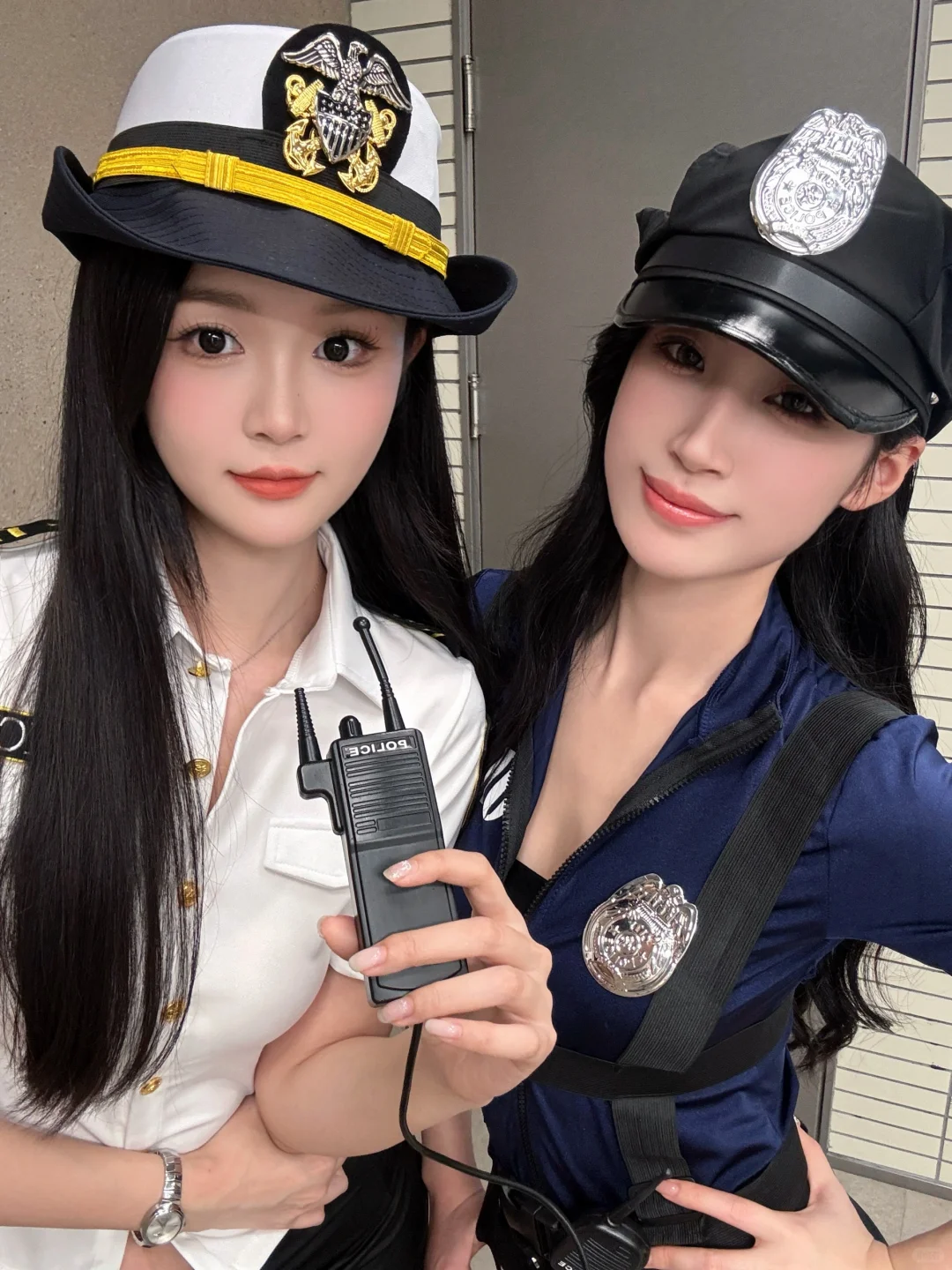 双生女警花